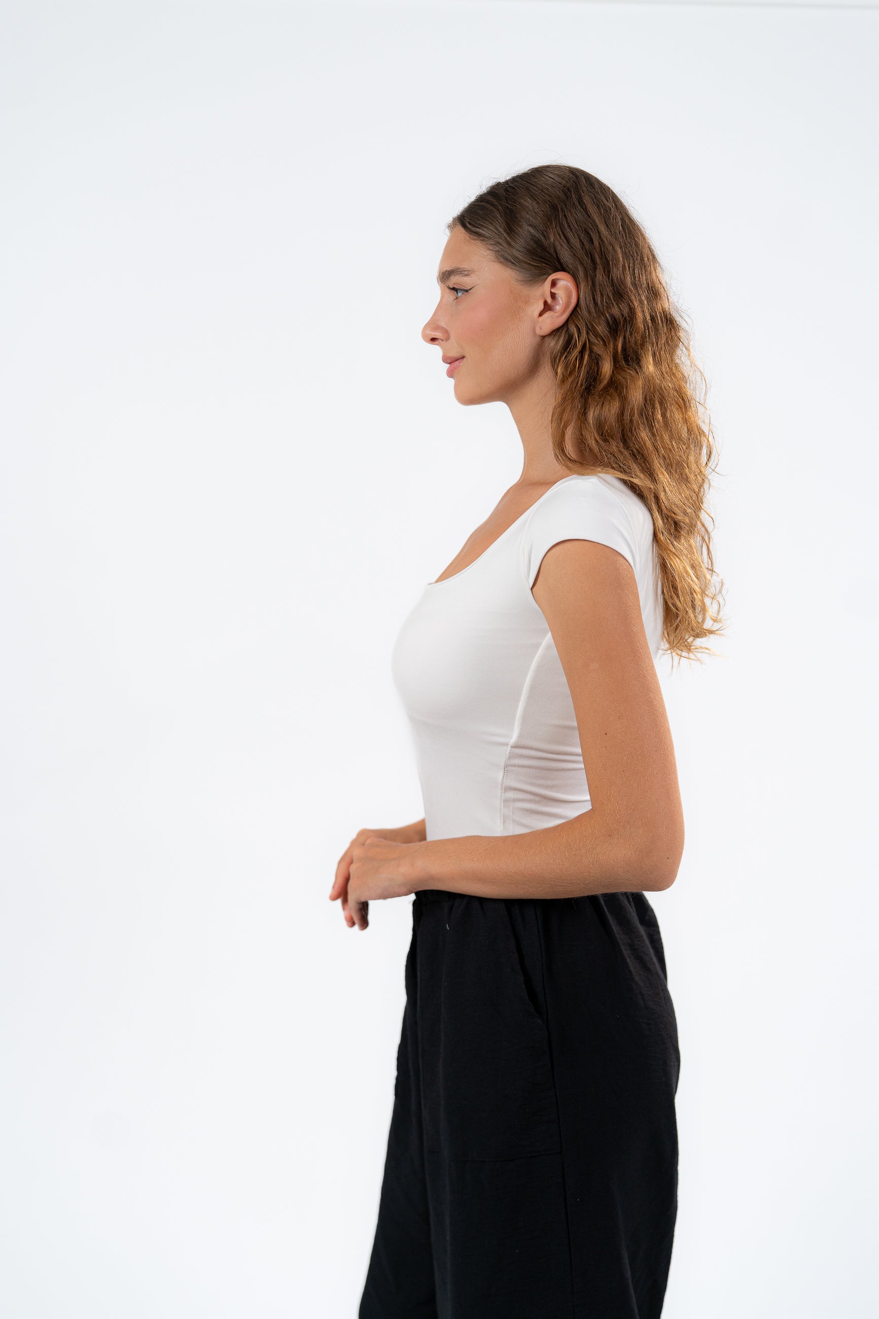 MICROFIBER SQUARE NECK TOP