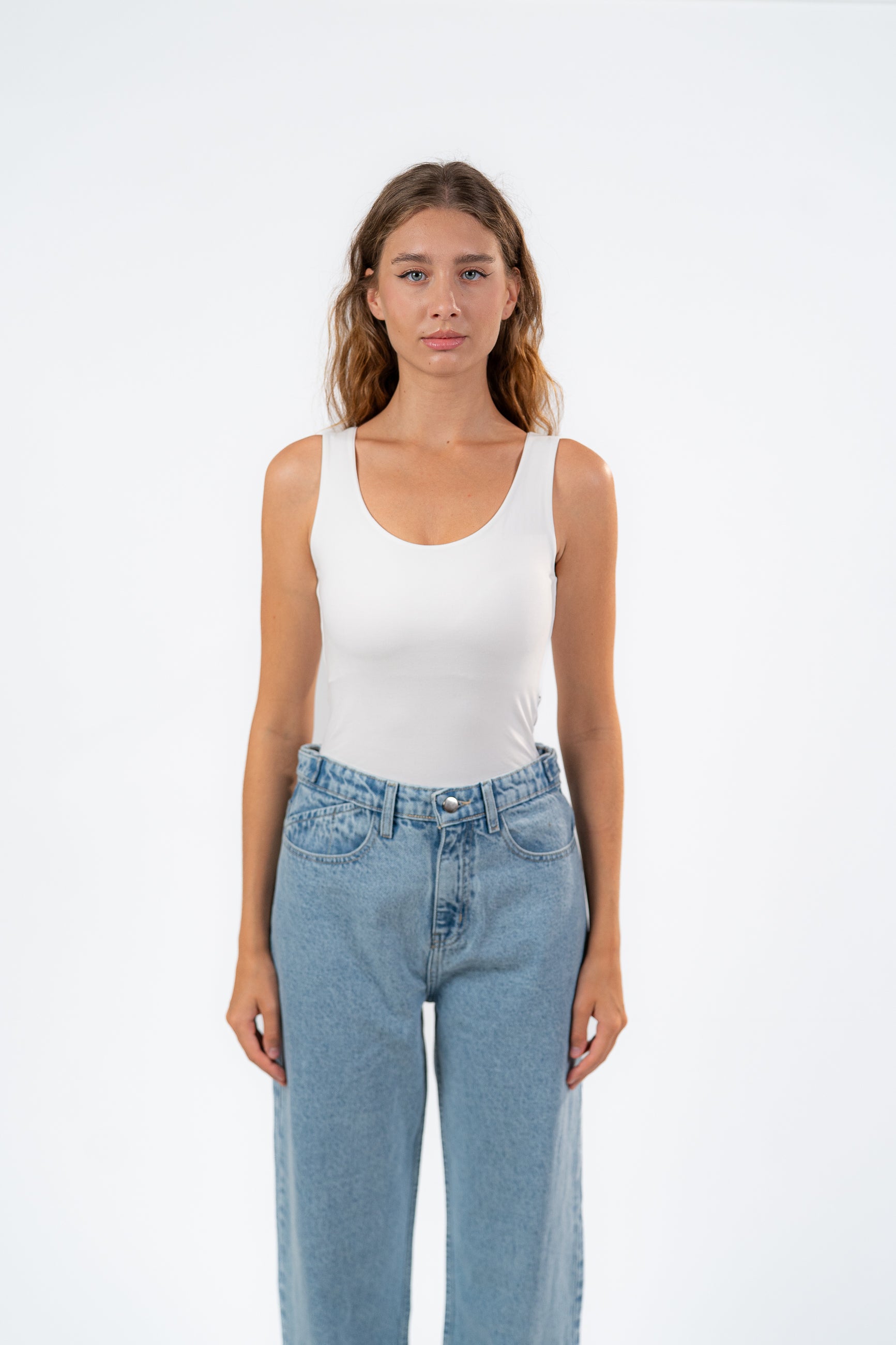 MICROFIBER U-SHAPED TANK TOP