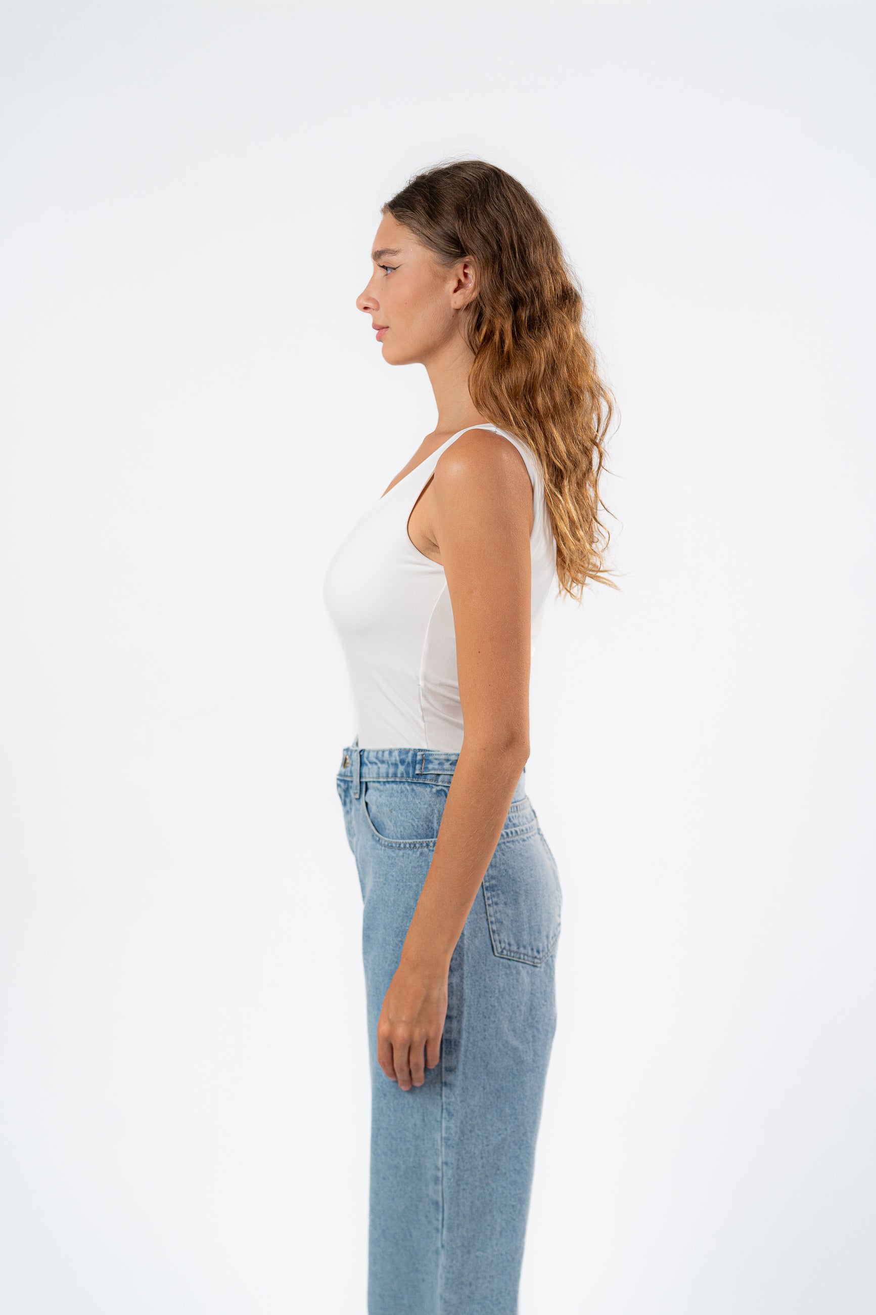 MICROFIBER U-SHAPED TANK TOP