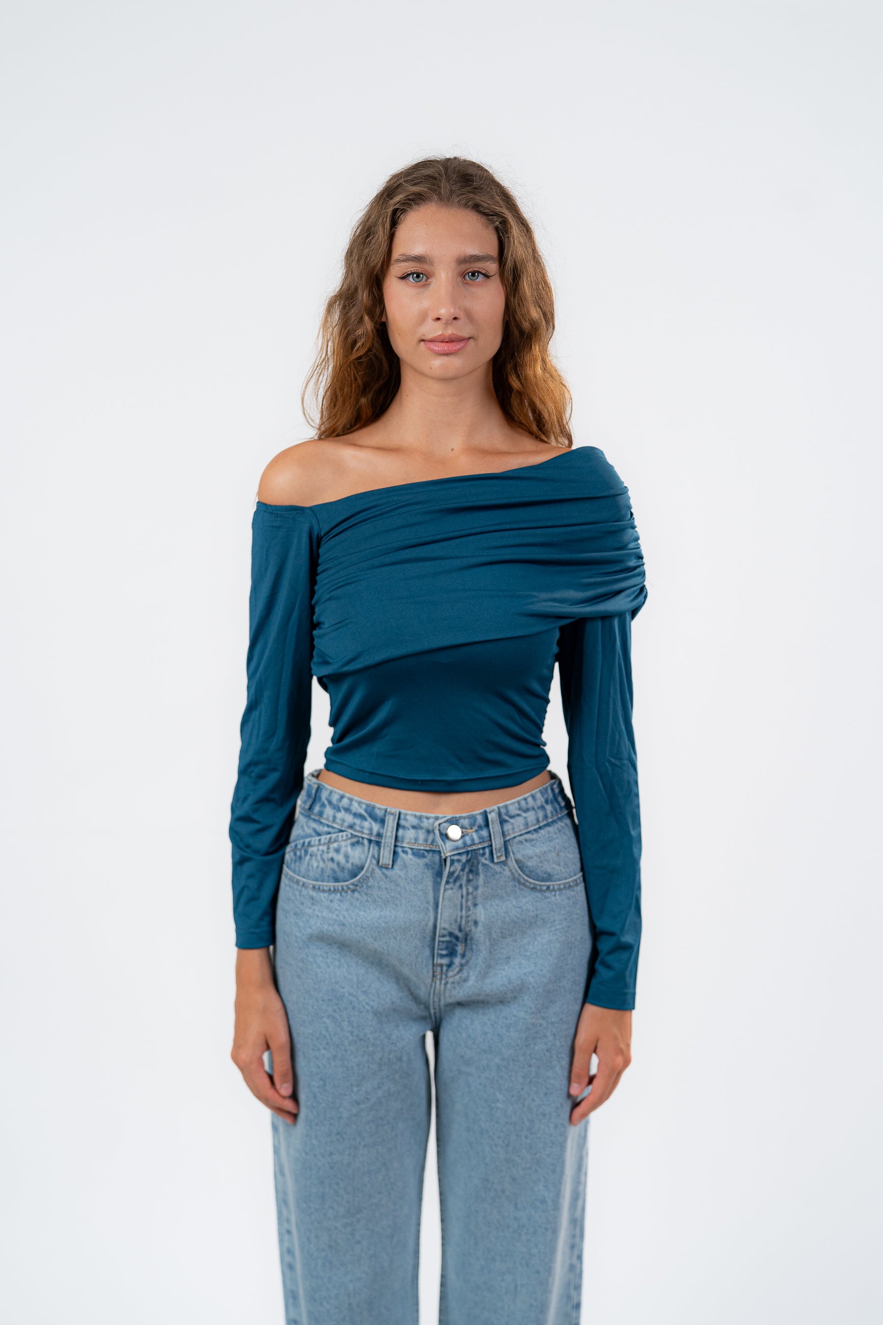 OFF SHOULDER LONG SLEEVE