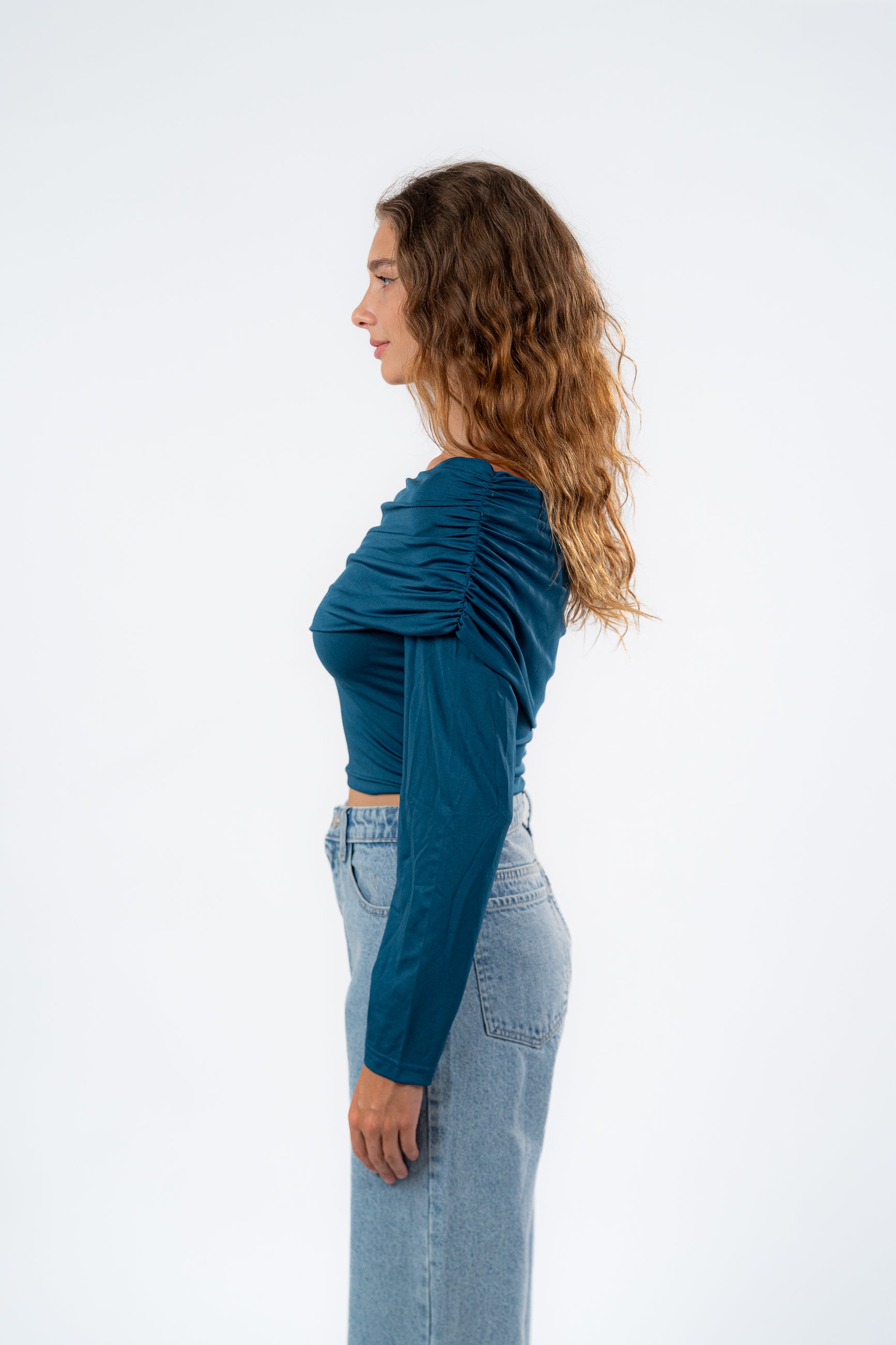 OFF SHOULDER LONG SLEEVE