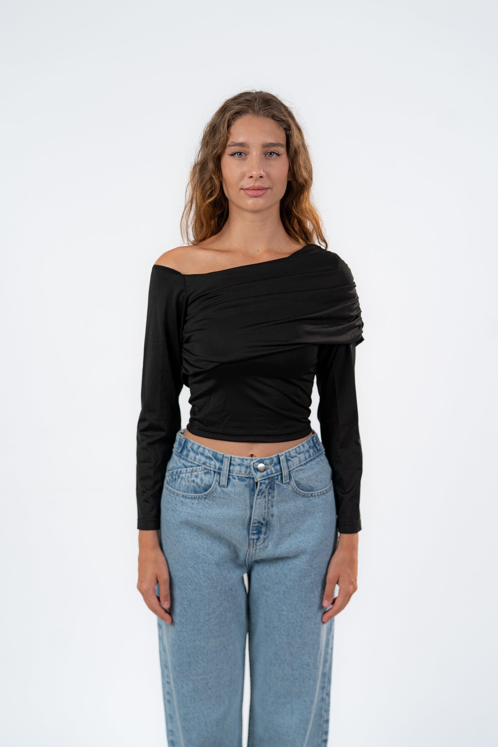 OFF SHOULDER LONG SLEEVE