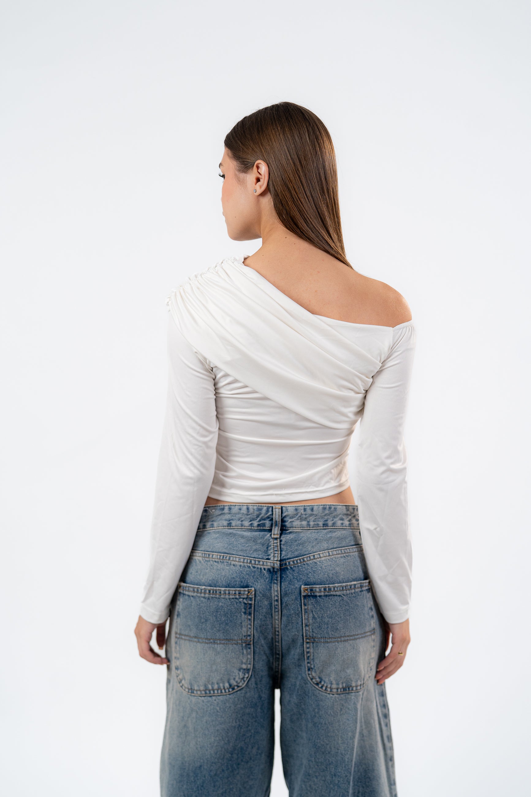 OFF SHOULDER LONG SLEEVE