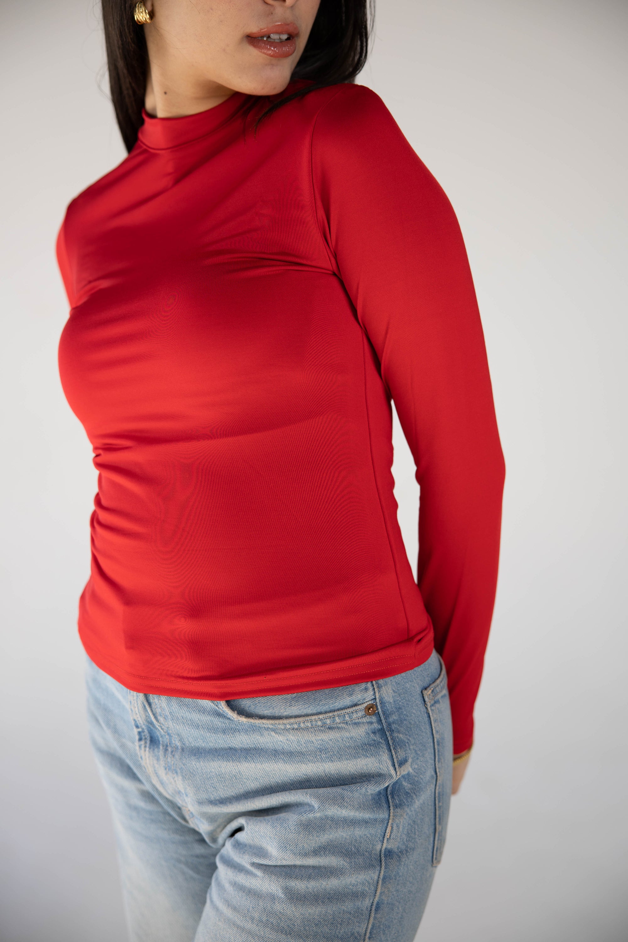 HIGH NECK LONG SLEEVE