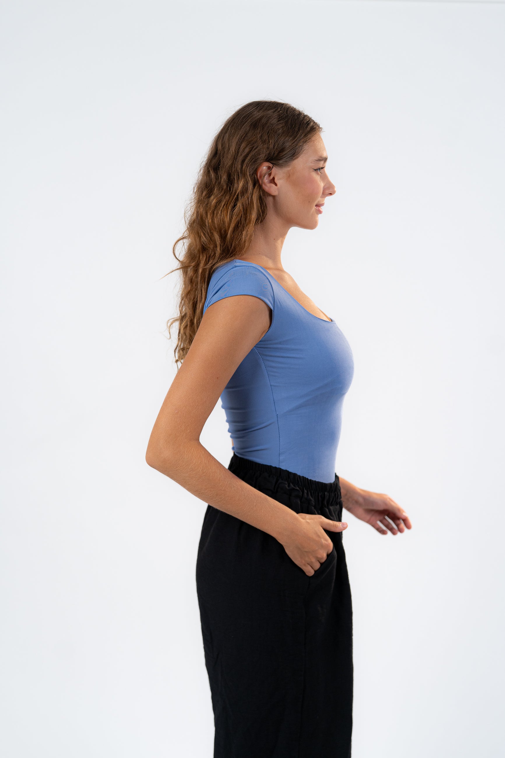 MICROFIBER SQUARE NECK TOP