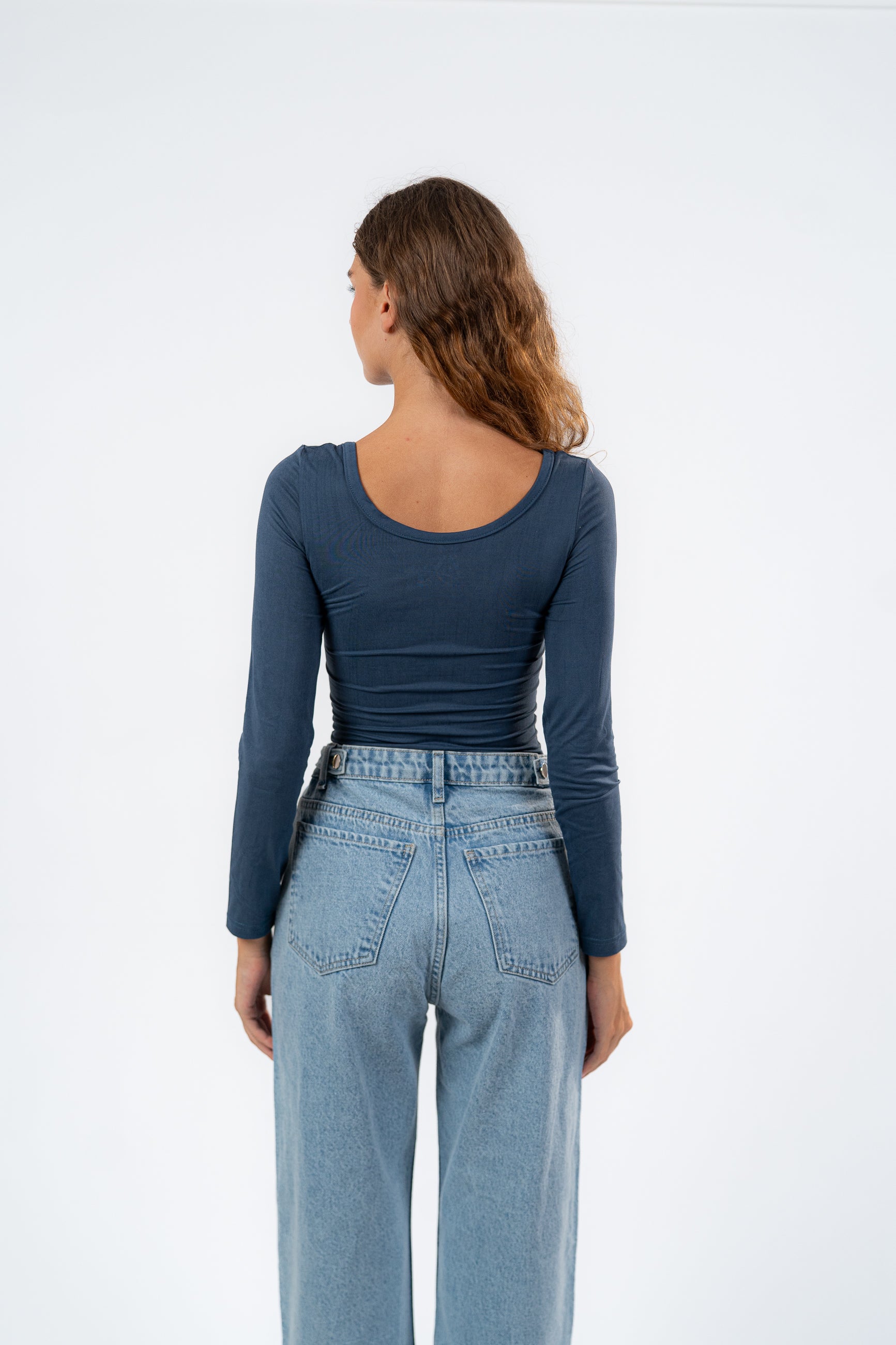 scoop neck-top