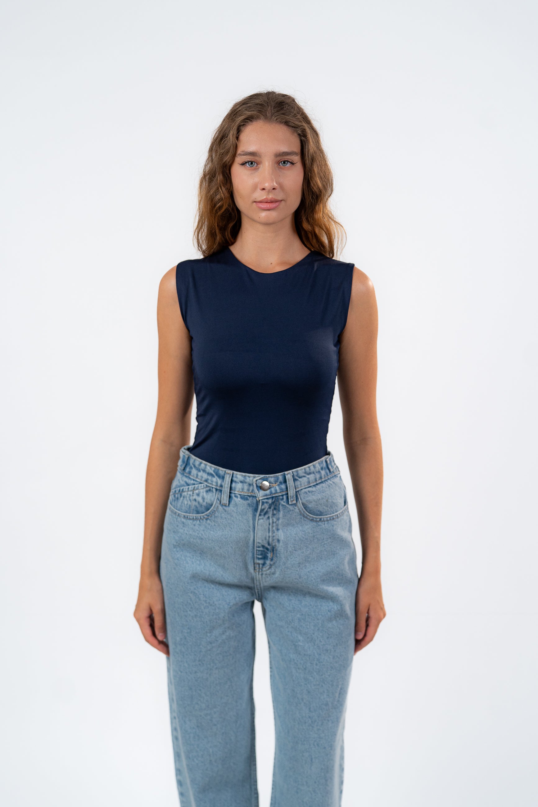 CREWNECK TANK TOP